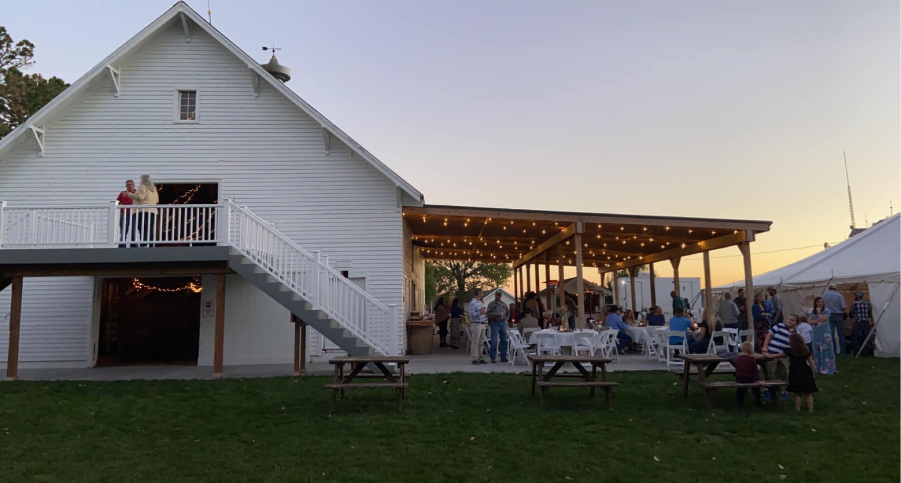 Kearney, Nebraska Wedding Barn Venue Rehearsal Dinner